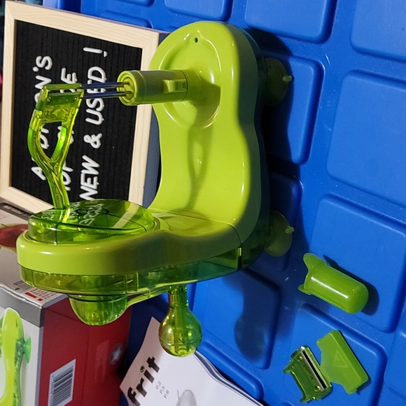 Apple Peeler by STARFRIT amazing kitchen gadget gently loved NO APPLE WAIST 😀 - Picture 4 of 8